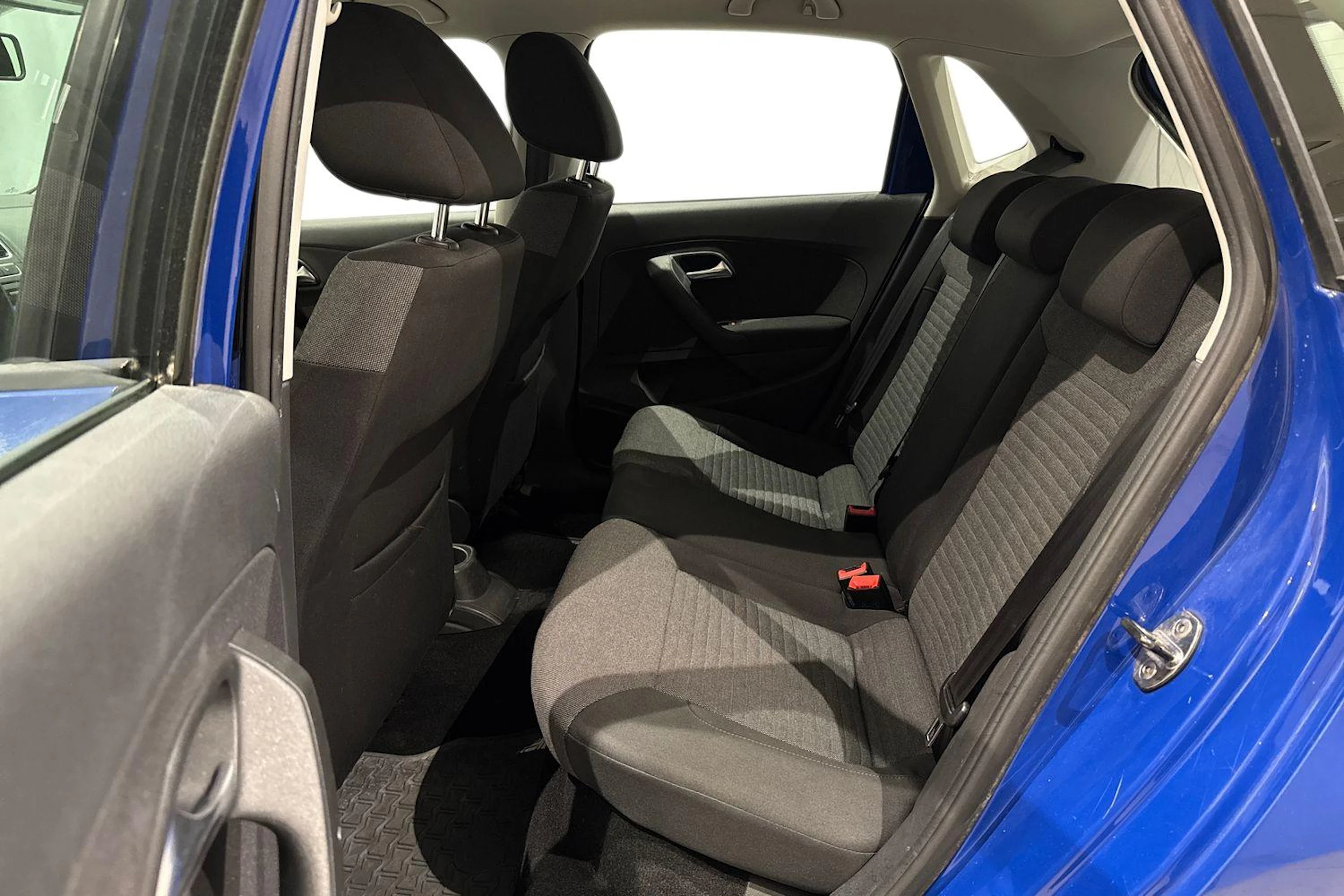 sininen Volkswagen Polo 2010 kuva 11.