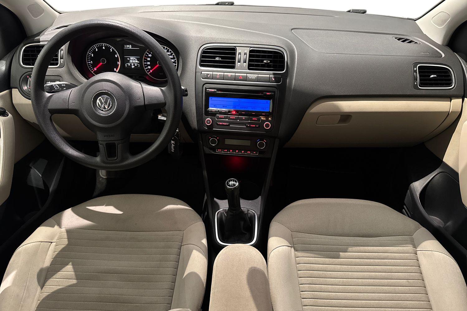 Volkswagen Polo 2010, bild 7/19