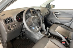 harmaa Volkswagen Polo 2011 kuva 7.