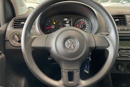 harmaa Volkswagen Polo 2011 kuva 15.