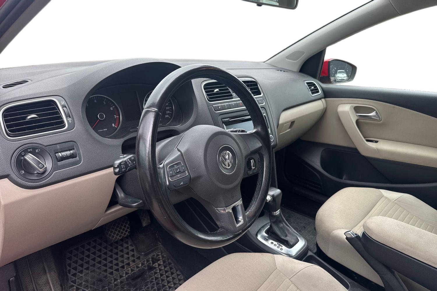 Volkswagen Polo 2010, kuva 3/3