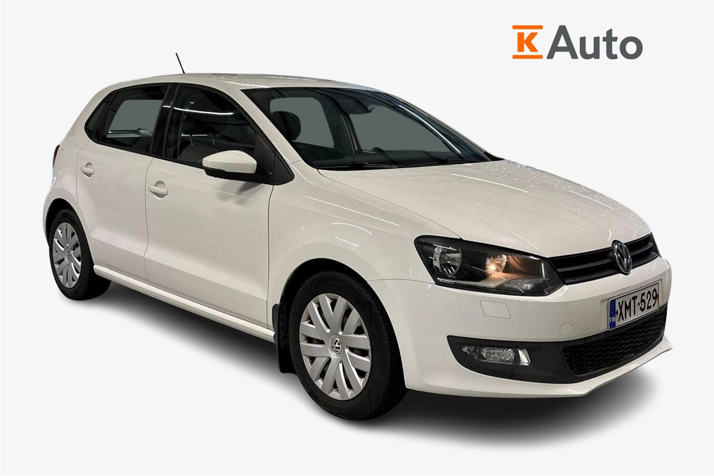 valkoinen Volkswagen Polo 2010 kuva 1.
