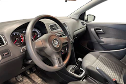 valkoinen Volkswagen Polo 2010 kuva 3.