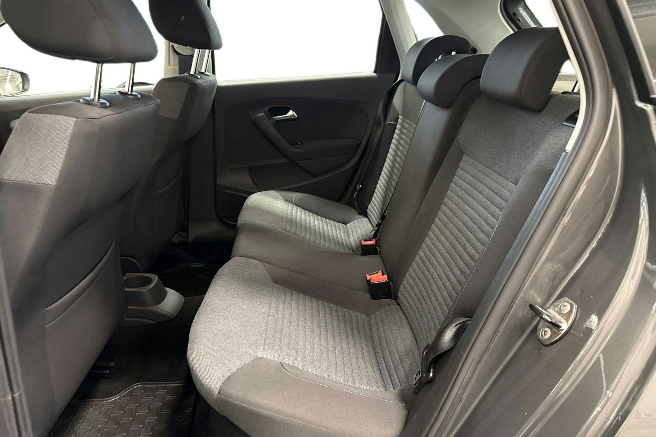 harmaa Volkswagen Polo 2011 kuva 10.