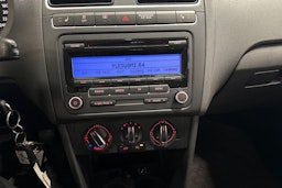 harmaa Volkswagen Polo 2011 kuva 20.