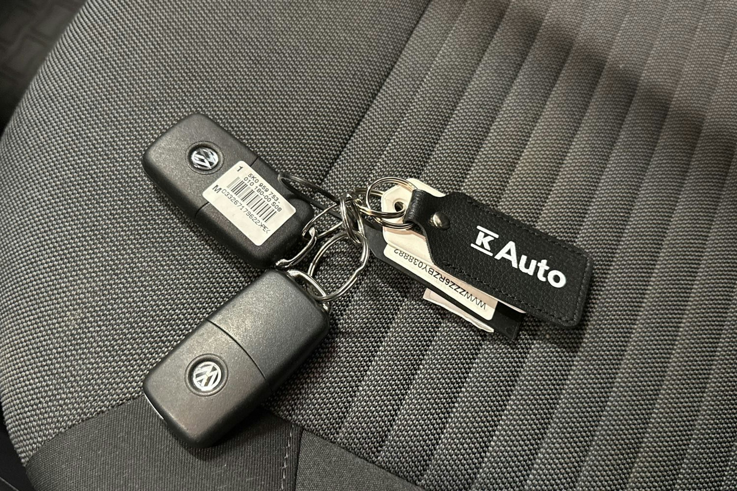 harmaa Volkswagen Polo 2011 kuva 21.