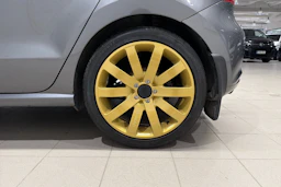 harmaa Volkswagen Polo 2011 kuva 10.