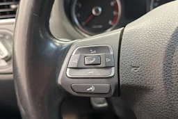 harmaa Volkswagen Polo 2011 kuva 12.