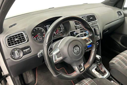 valkoinen Volkswagen Polo 2011 kuva 6.
