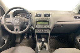 met. harmaa Volkswagen Polo 2011 kuva 9.