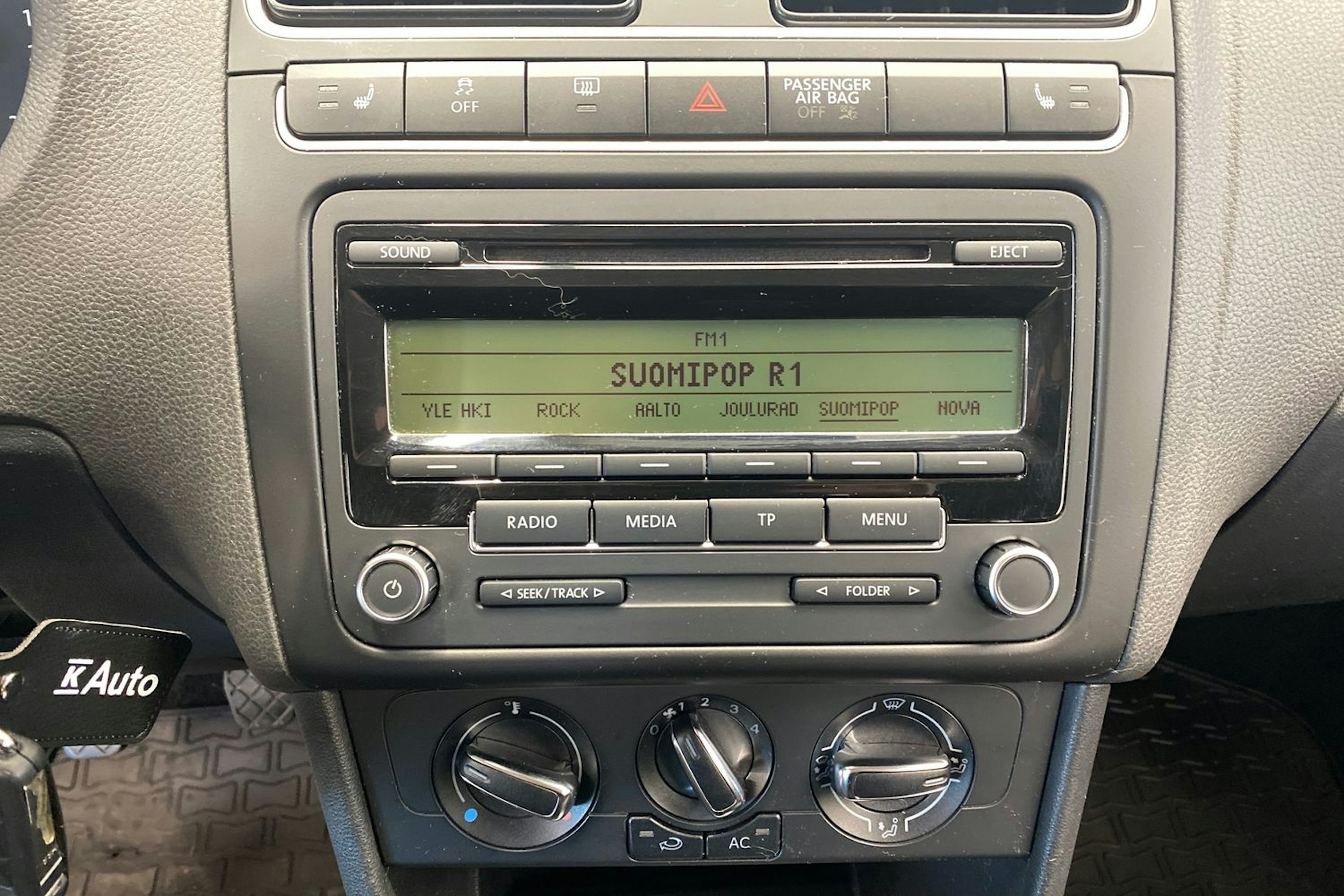 met. harmaa Volkswagen Polo 2011 kuva 20.
