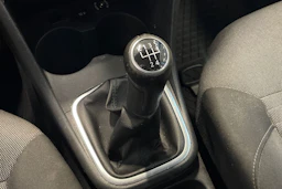 valkoinen Volkswagen Polo 2011 kuva 22.
