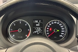 musta Volkswagen Polo 2011 kuva 15.