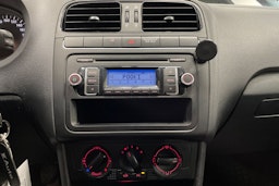 musta Volkswagen Polo 2011 kuva 34.