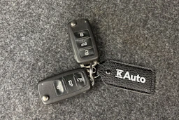 valkoinen Volkswagen Polo 2012 kuva 22.