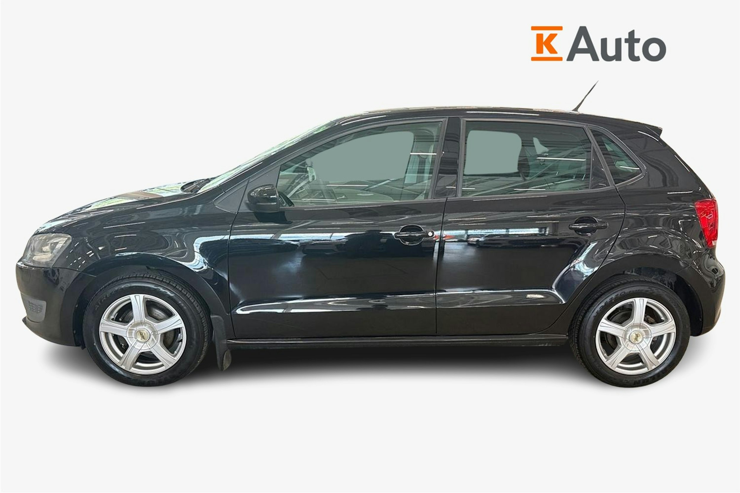 musta Volkswagen Polo 2011 kuva 5.