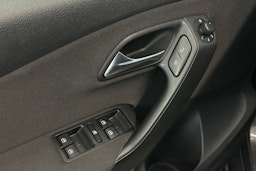 harmaa Volkswagen Polo 2012 kuva 14.