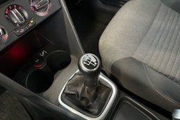 harmaa Volkswagen Polo 2012 kuva 18.