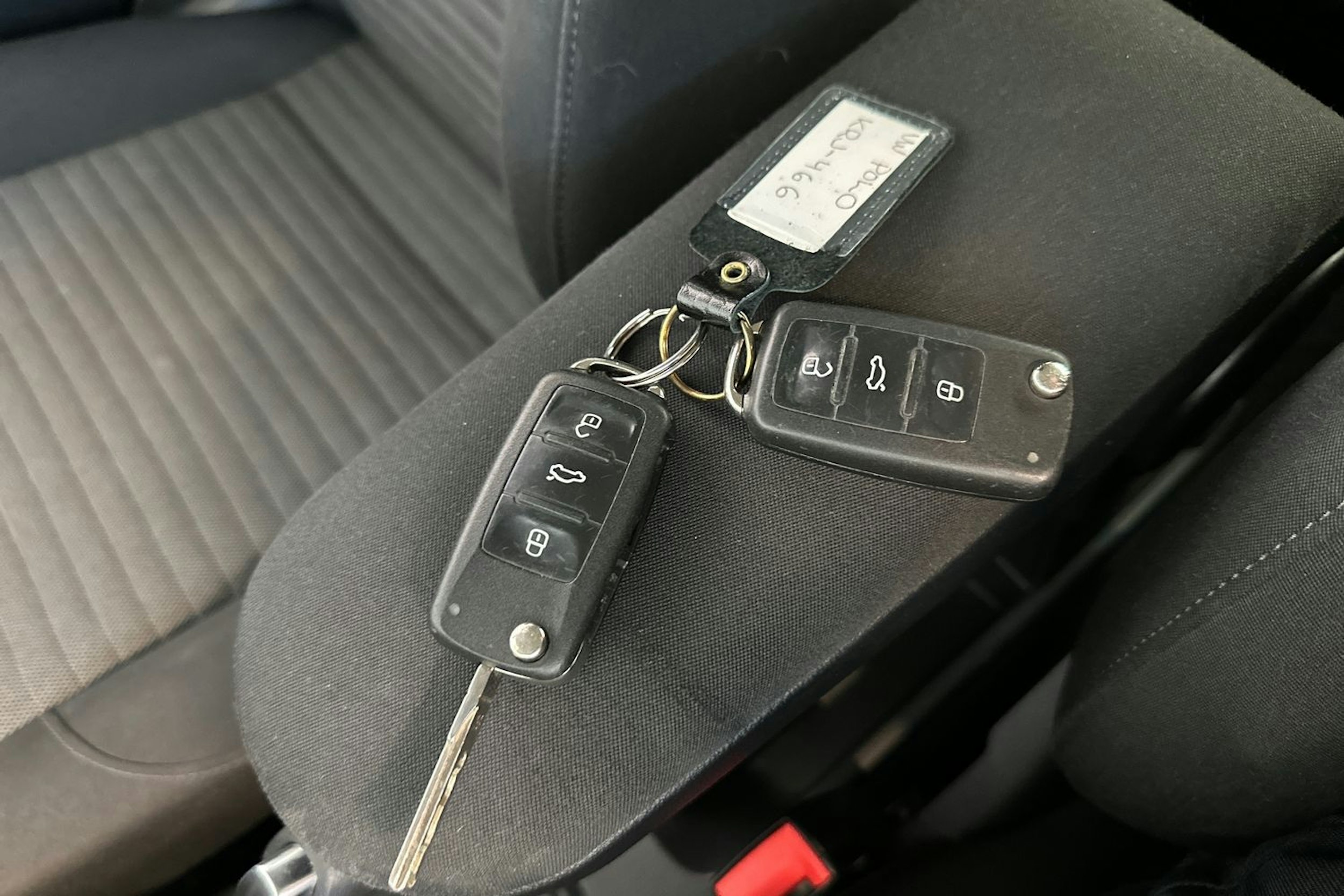 harmaa Volkswagen Polo 2012 kuva 23.