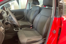 punainen Volkswagen Polo 2011 kuva 11.