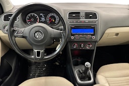 harmaa Volkswagen Polo 2011 kuva 7.