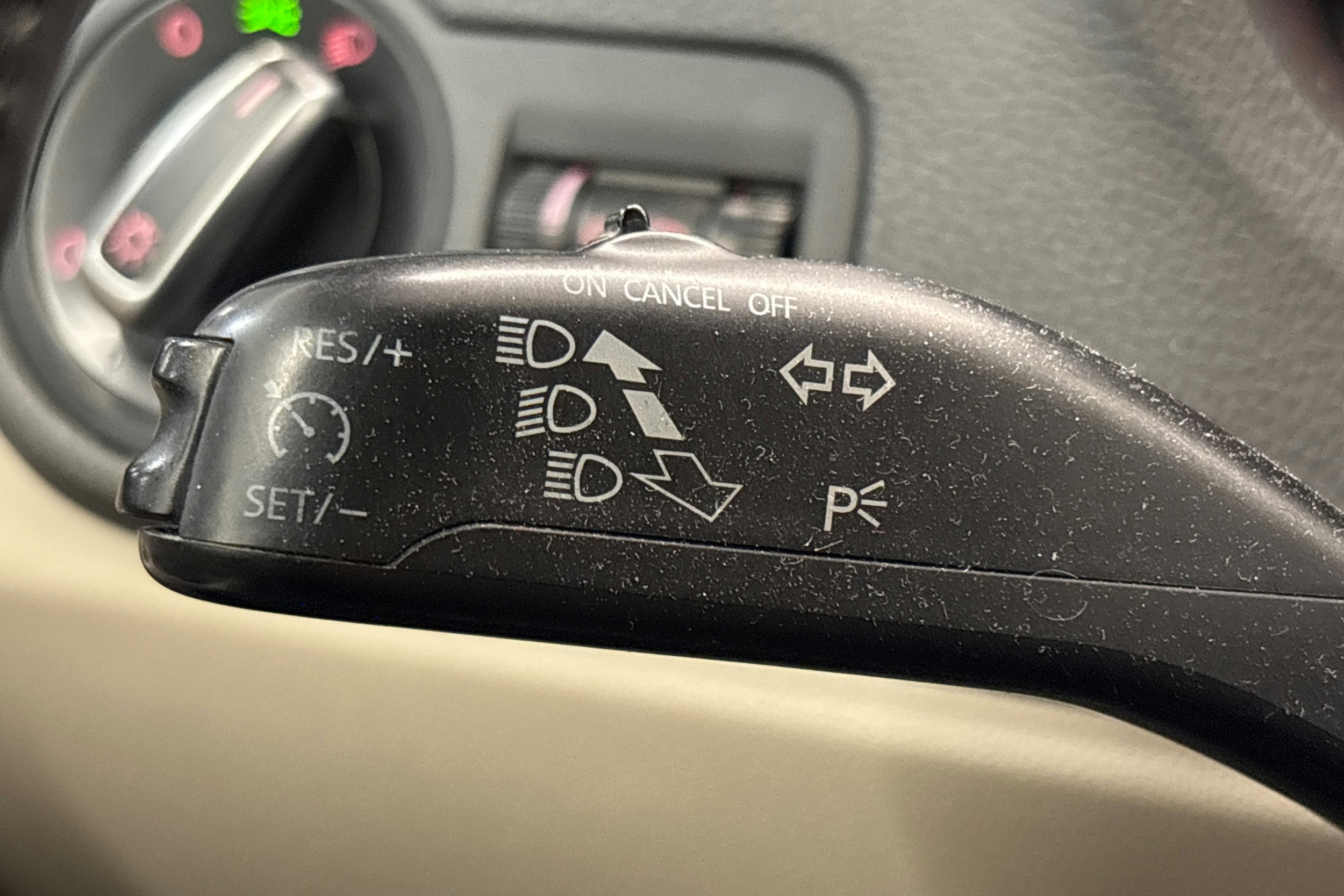 harmaa Volkswagen Polo 2011 kuva 16.