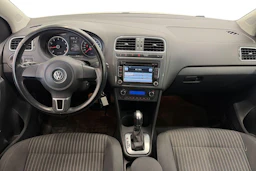 valkoinen Volkswagen Polo 2011 kuva 7.
