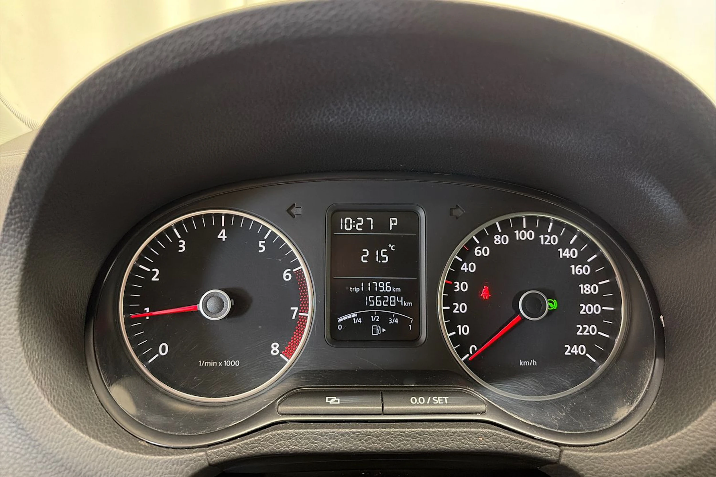 valkoinen Volkswagen Polo 2011 kuva 13.