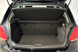 musta Volkswagen Polo 2011 kuva 12.