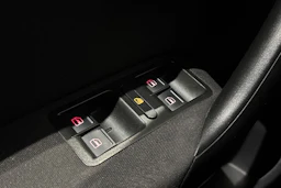 musta Volkswagen Polo 2011 kuva 17.