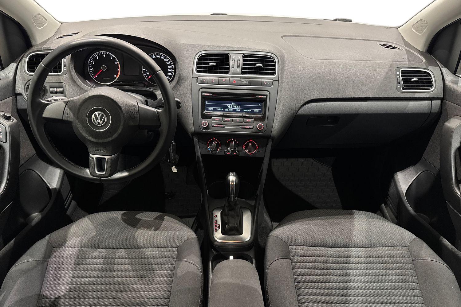 Volkswagen Polo 2012, kuva 7/19