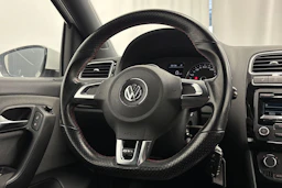 valkoinen Volkswagen Polo 2012 kuva 12.