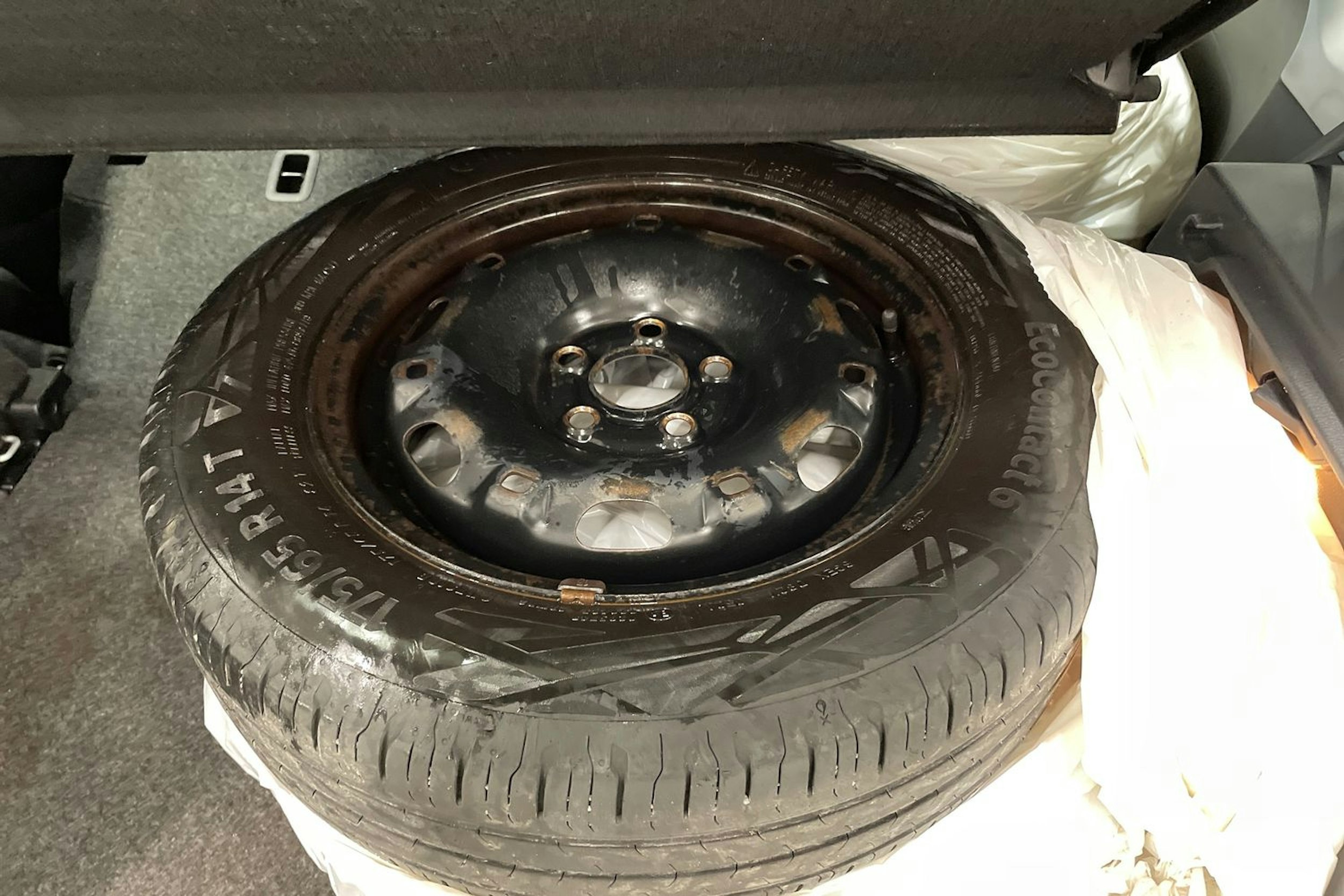 harmaa Volkswagen Polo 2012 kuva 14.