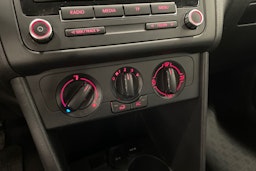 harmaa Volkswagen Polo 2012 kuva 17.