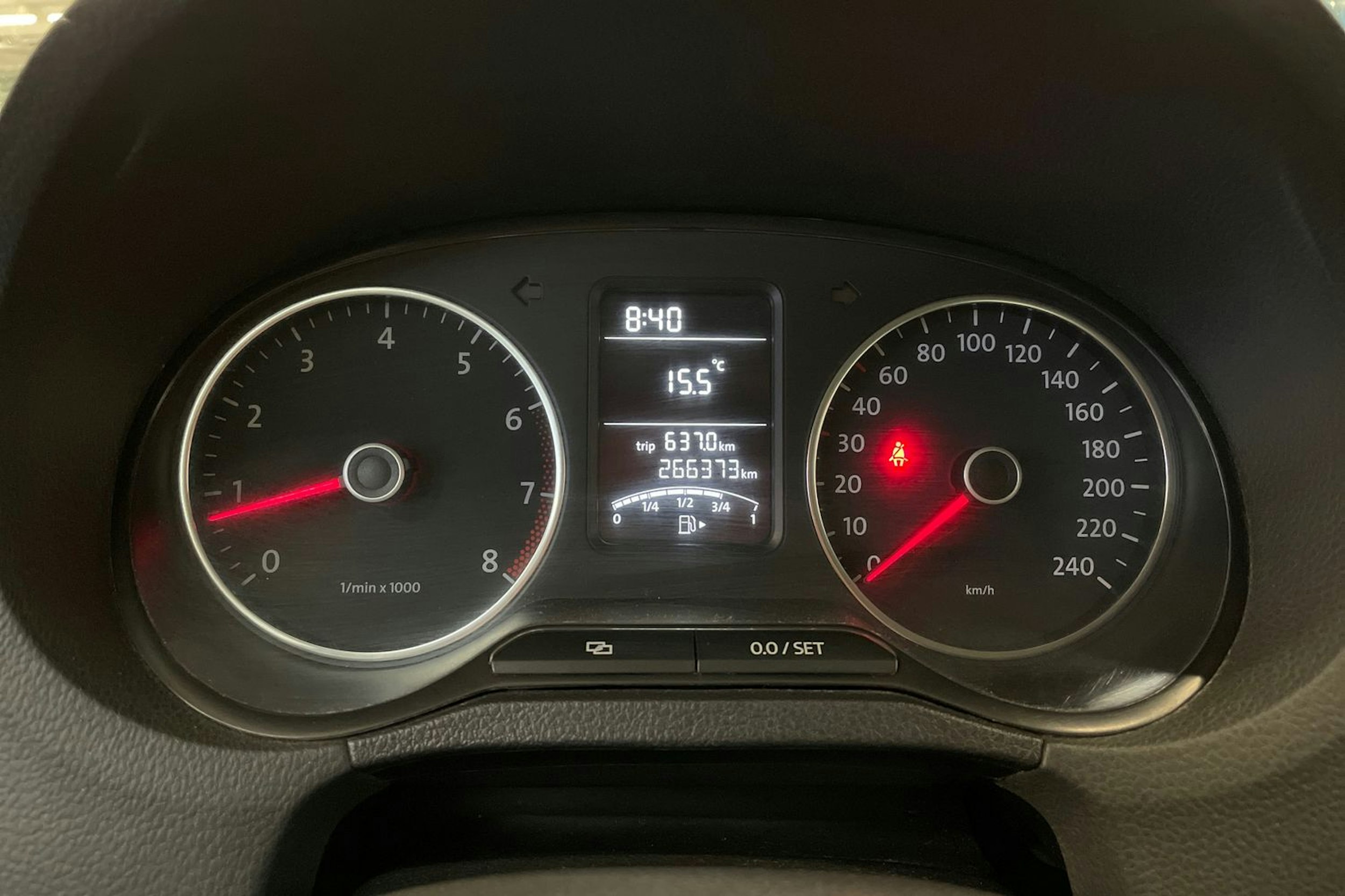 Valkoinen Volkswagen POLO 2012 kuva 14.