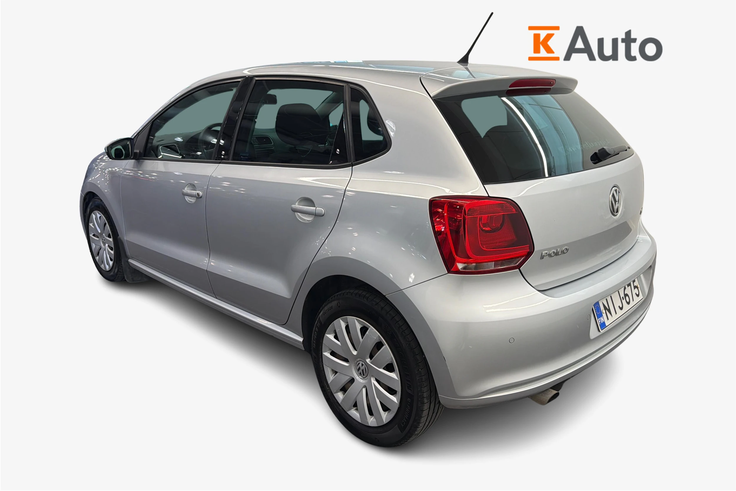 harmaa Volkswagen Polo 2012 kuva 2.