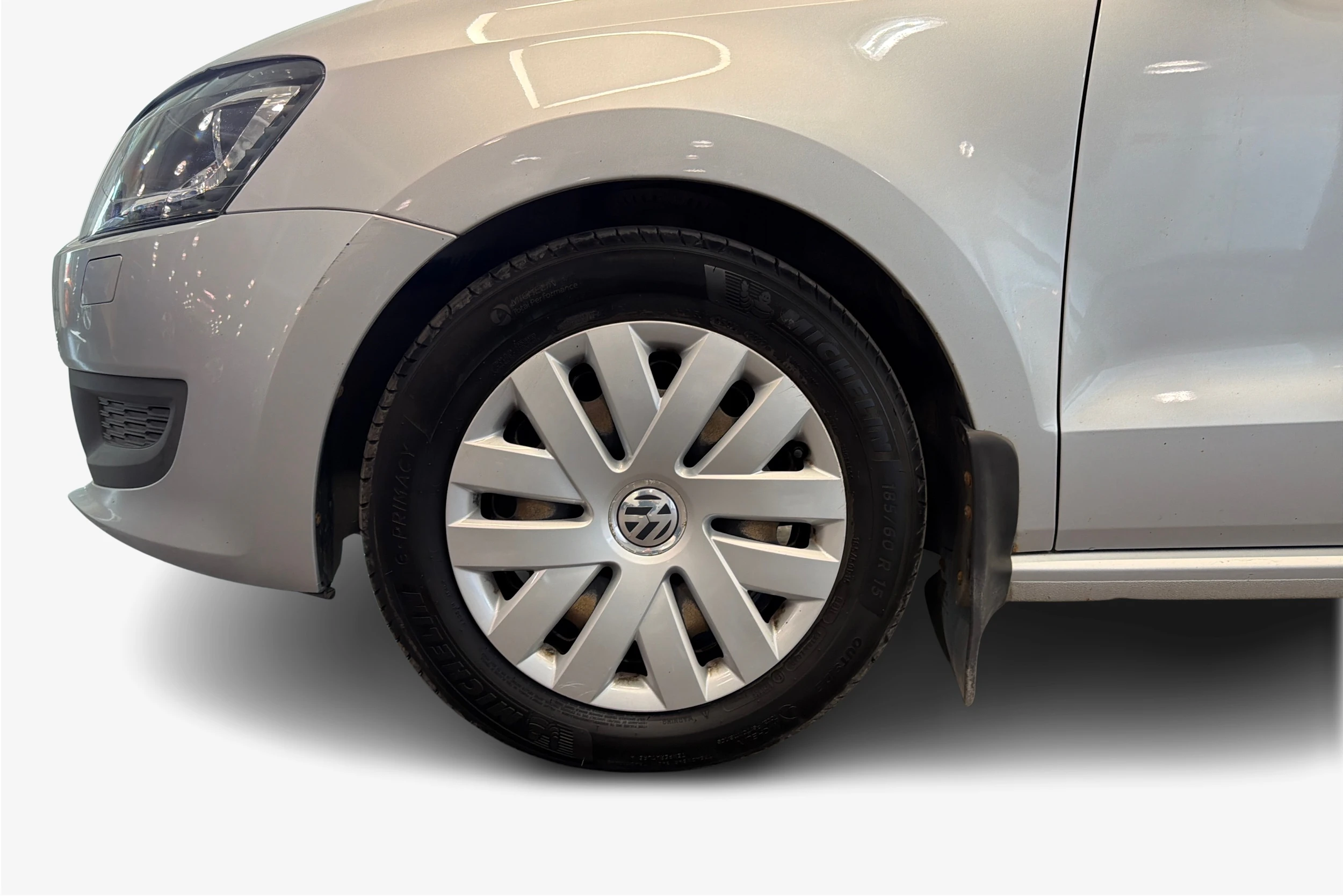 harmaa Volkswagen Polo 2012 kuva 9.