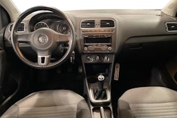 harmaa Volkswagen Polo 2012 kuva 9.