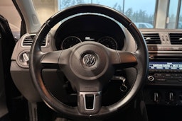 musta Volkswagen Polo 2012 kuva 16.