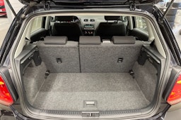 musta Volkswagen Polo 2012 kuva 14.