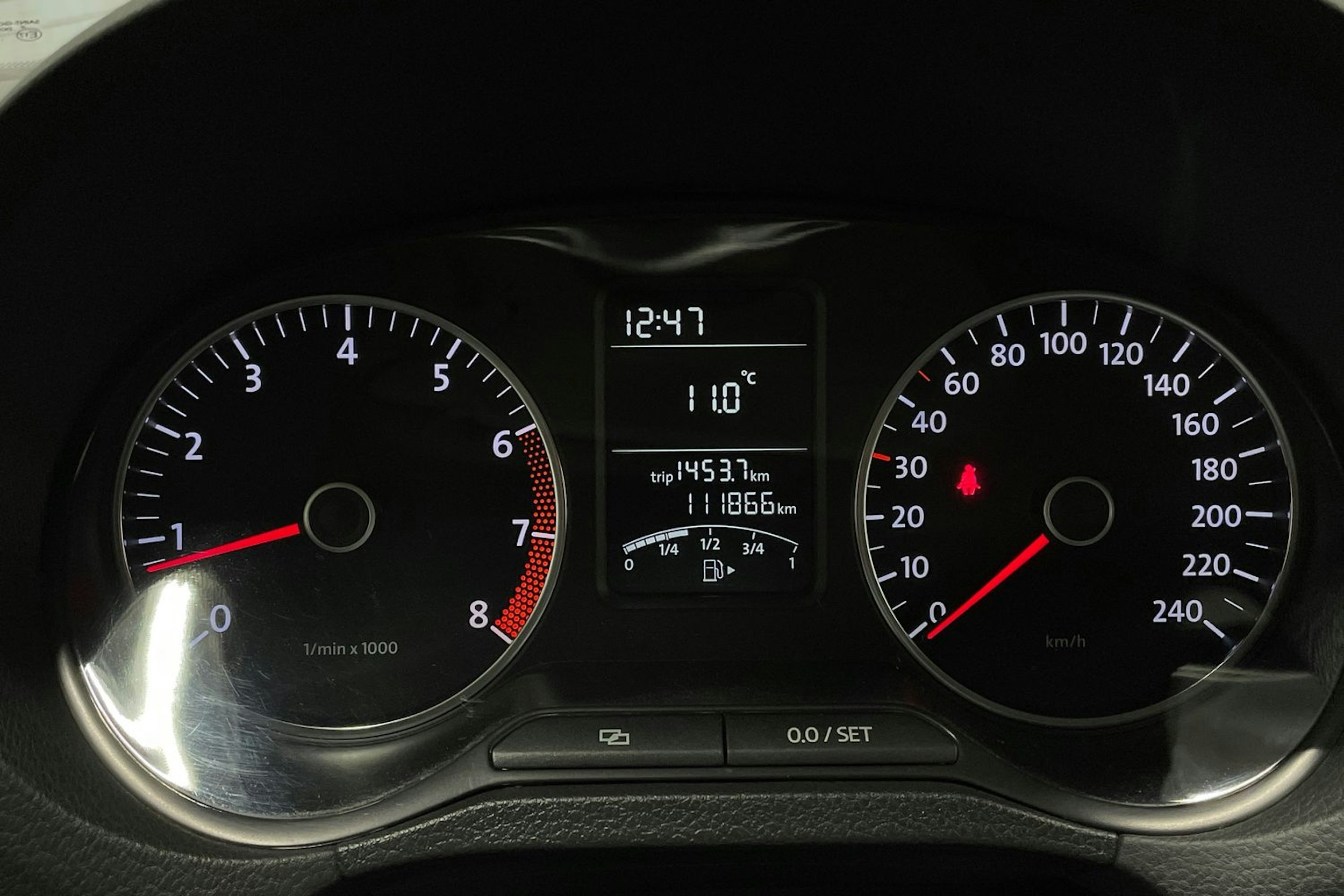 musta Volkswagen Polo 2012 kuva 15.