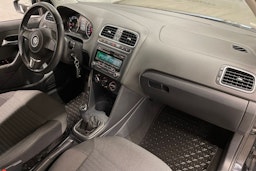 musta Volkswagen Polo 2012 kuva 22.