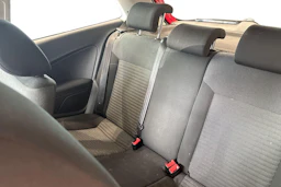 punainen Volkswagen Polo 2012 kuva 8.