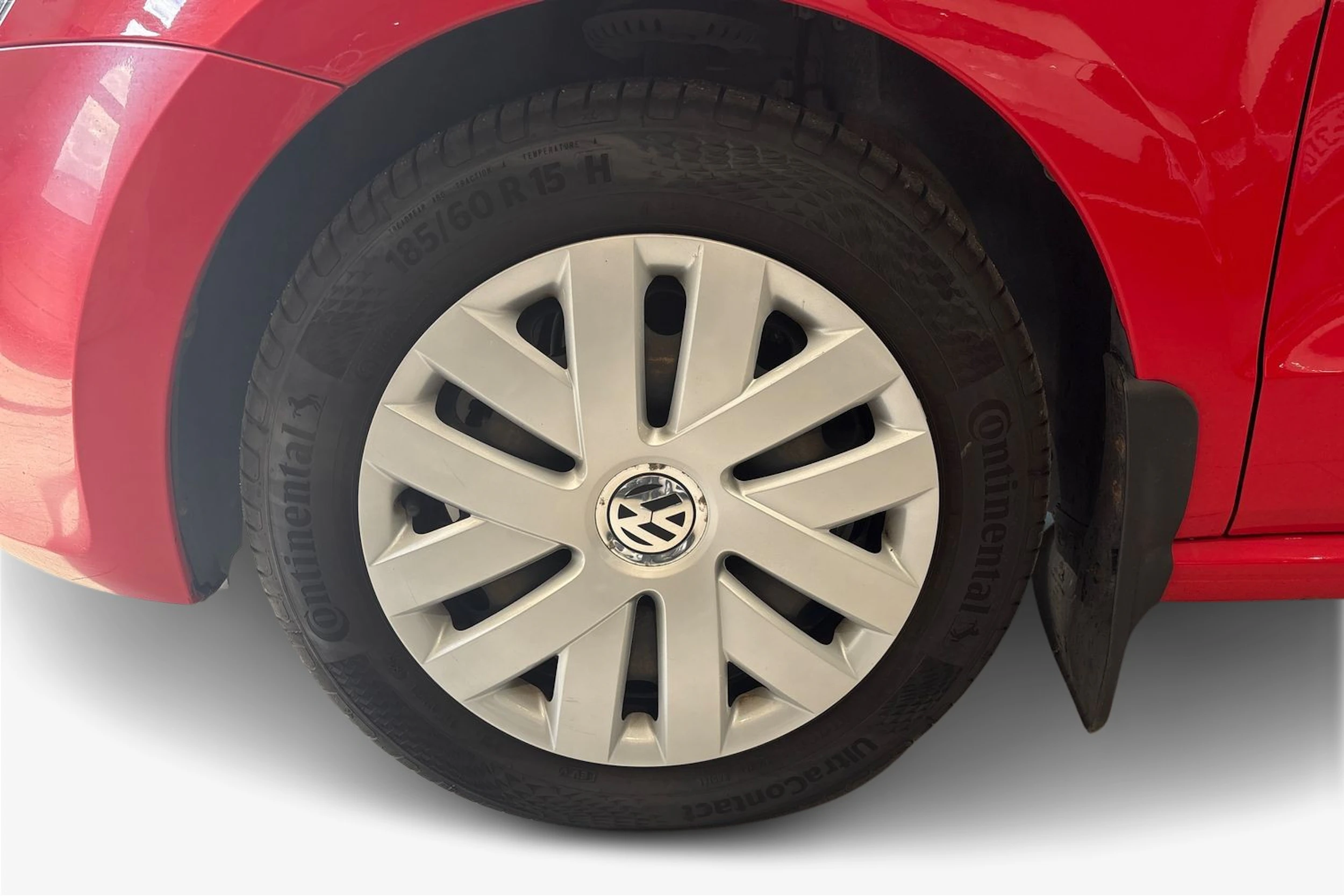 punainen Volkswagen Polo 2012 kuva 9.