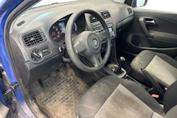 sininen Volkswagen Polo 2012 kuva 3.