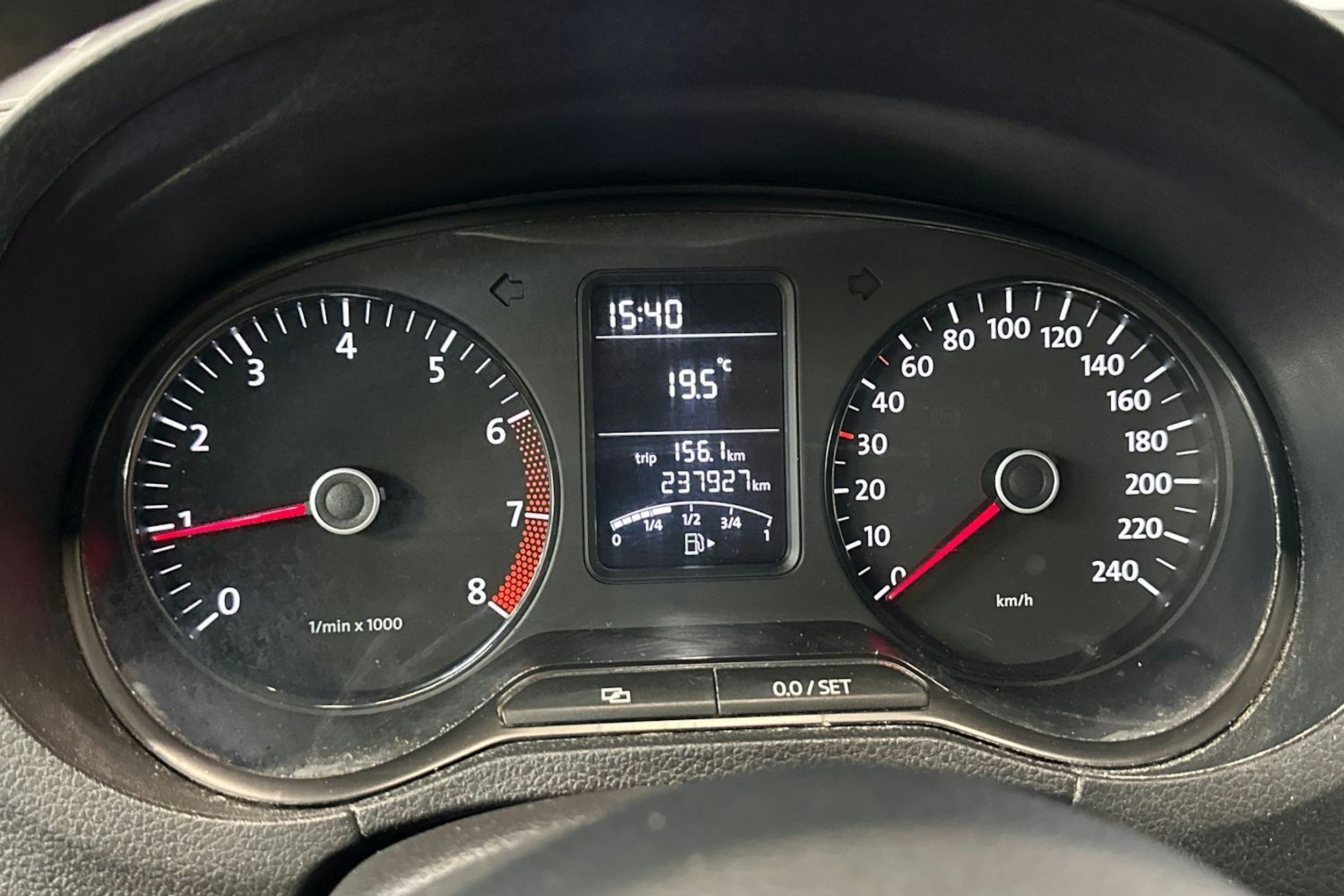 sininen Volkswagen Polo 2012 kuva 15.