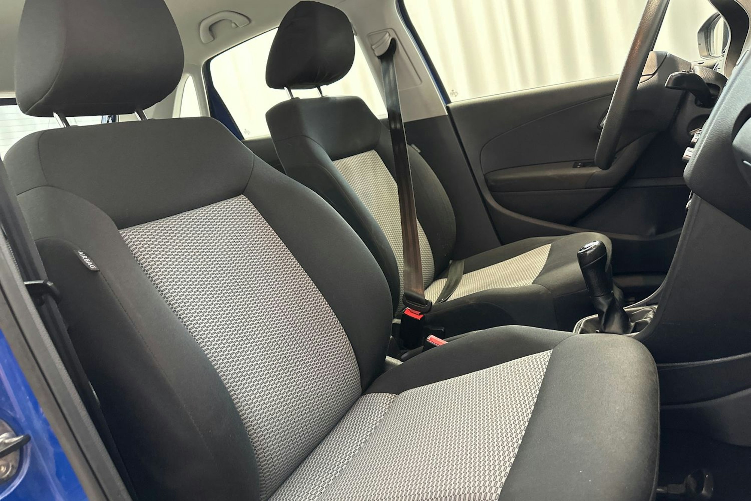 sininen Volkswagen Polo 2012 kuva 20.