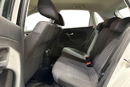 valkoinen Volkswagen Polo 2012 kuva 10.