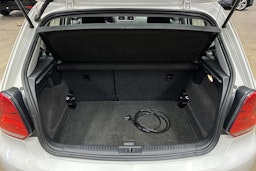 valkoinen Volkswagen Polo 2012 kuva 22.