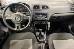 Oranssi Volkswagen POLO 2013 kuva 7.
